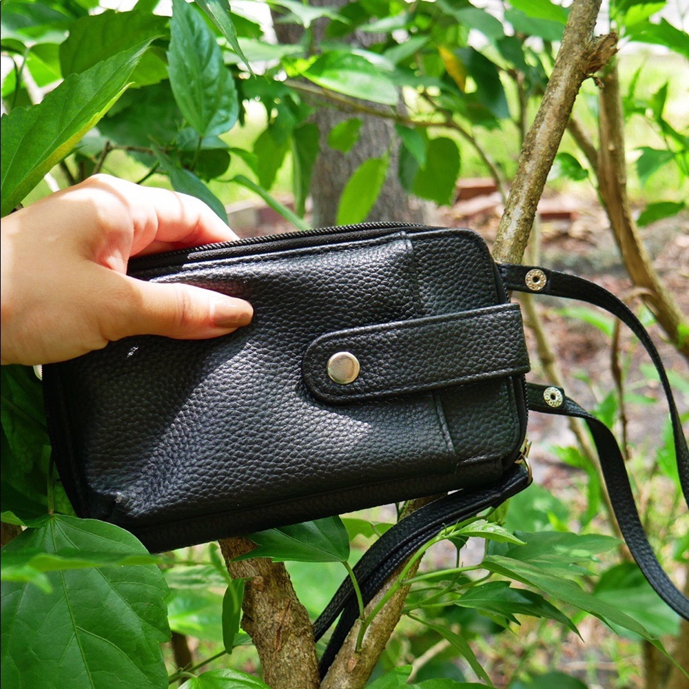 Black crossbody bag with phone holder